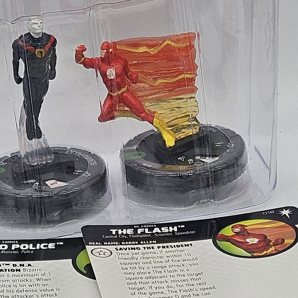 Lot of 5 DC HeroClix Flashpoint Figures with Cards - The Bat, Wonder Woman, The - Picture 6 of 6